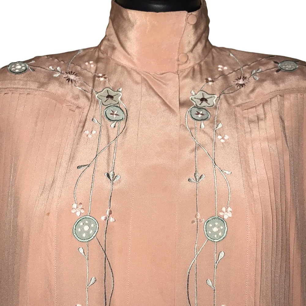 Vintage 80s MERCEDES & ADRIENNE Silk Pleated Blouse sz 4 Peachy Color w/Flowers